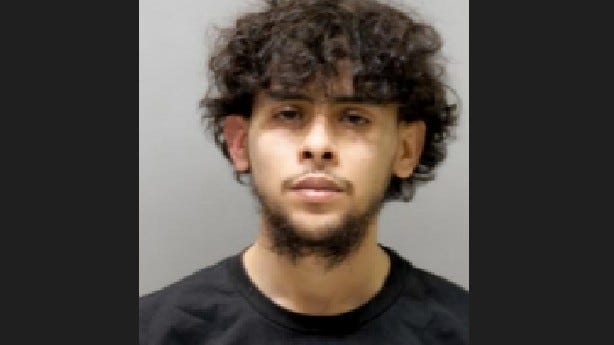"Grossly negligent": Clerk who locked doors prior to fatal gas station shooting charged with involuntary manslaughter