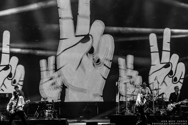 Alanis Morisette w/ Garbage @ White River Amphitheatre, 9.27.2021