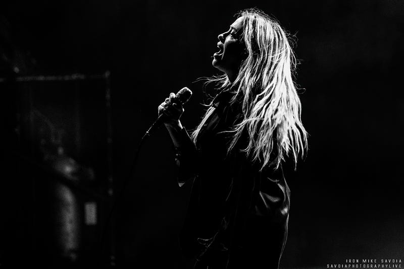 Alanis Morisette w/ Garbage @ White River Amphitheatre, 9.27.2021