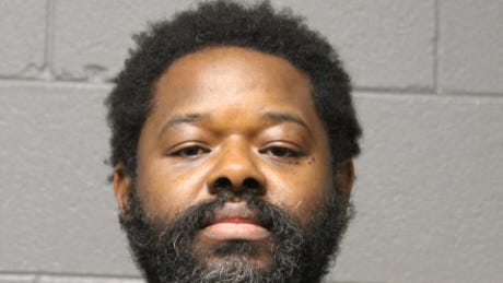 Man charged with stabbing CTA employee, injuring officer on Loop platform