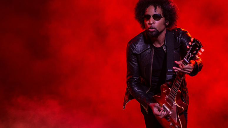EXCLUSIVE: Alice In Chains Delivers High-Energy Performances of “Never Fade” + “Red Giant’