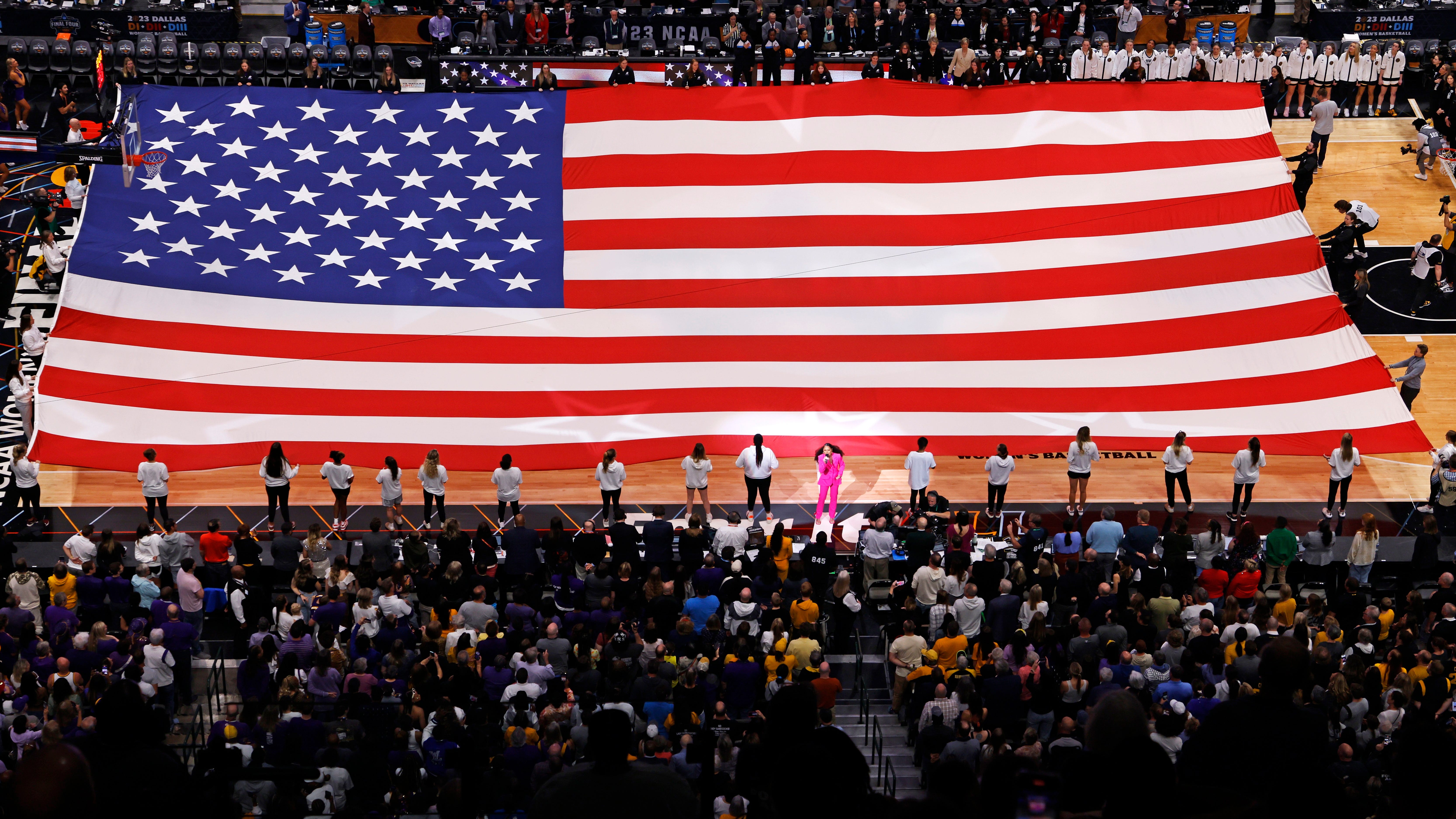 Legal expert: Gov. Landry’s call to require college athletes participate in national anthem is unconstitutional