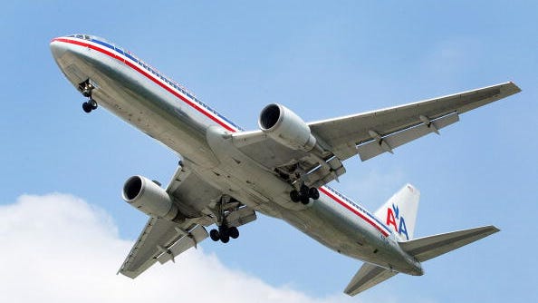 American Airlines flight canceled after group of 30 teenagers refuses to wear masks