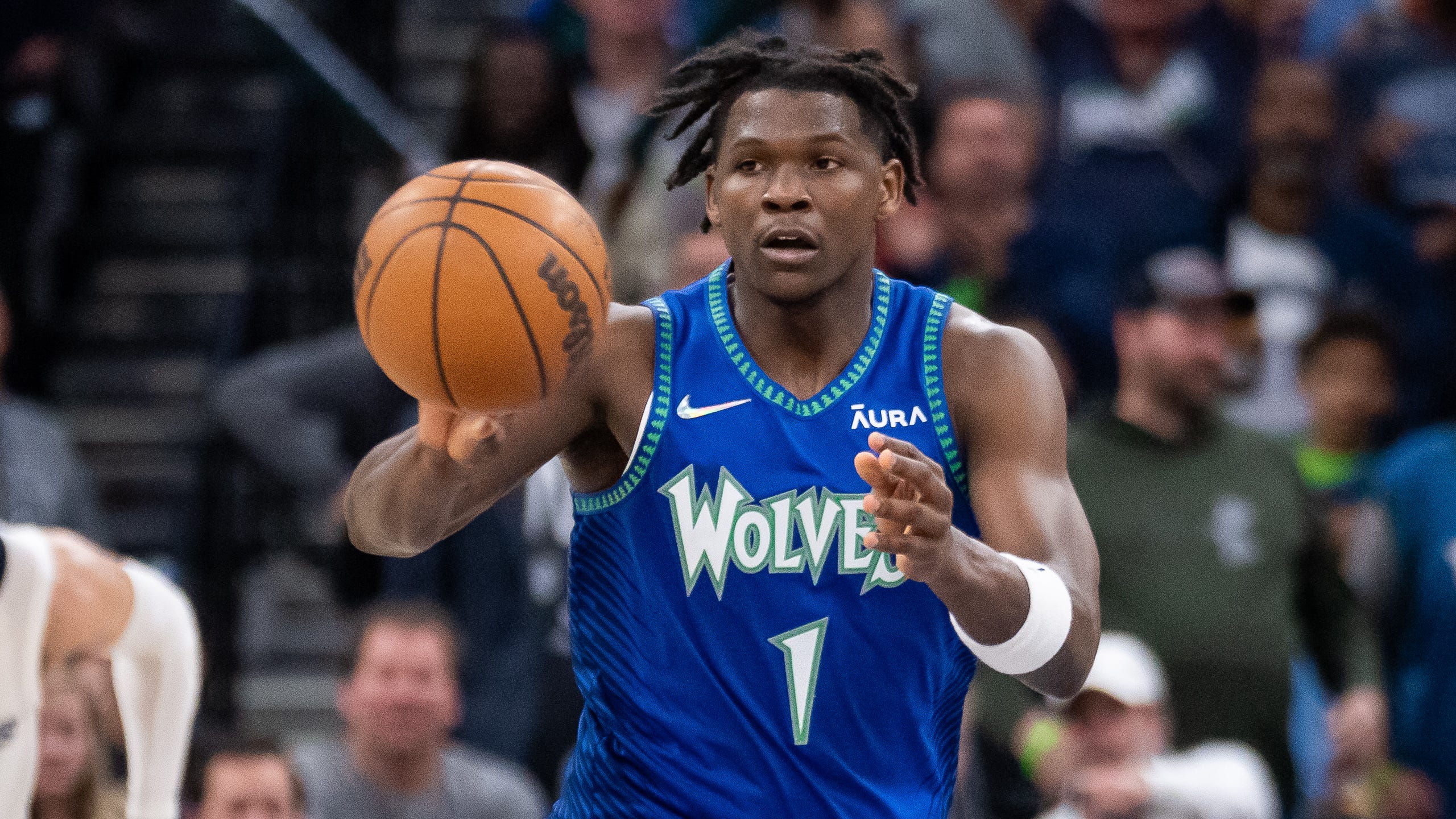 Anthony Edwards' offseason work is telling everyone what to expect next season