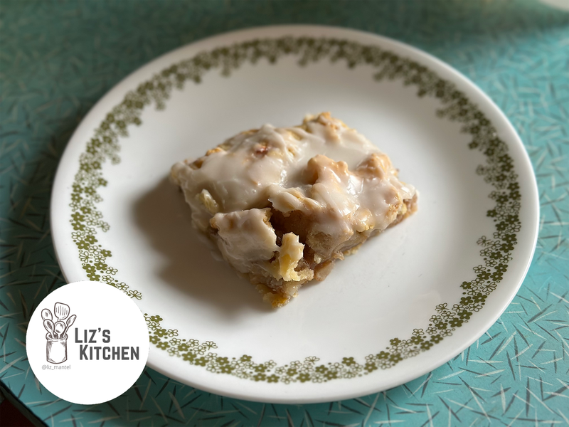 Grandma's Apple Slices Strudel