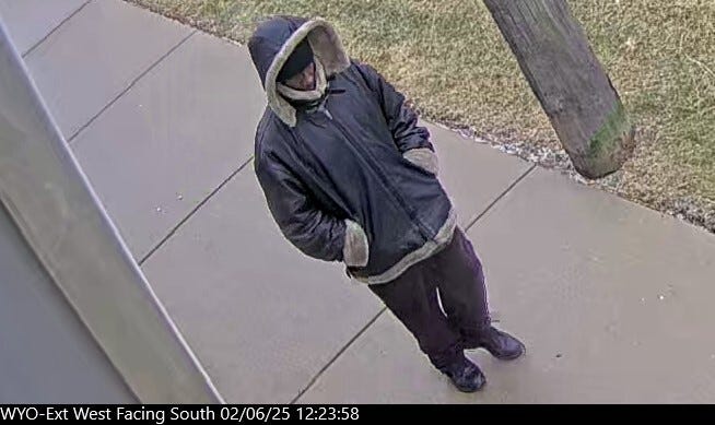 Suspect in armed robbery