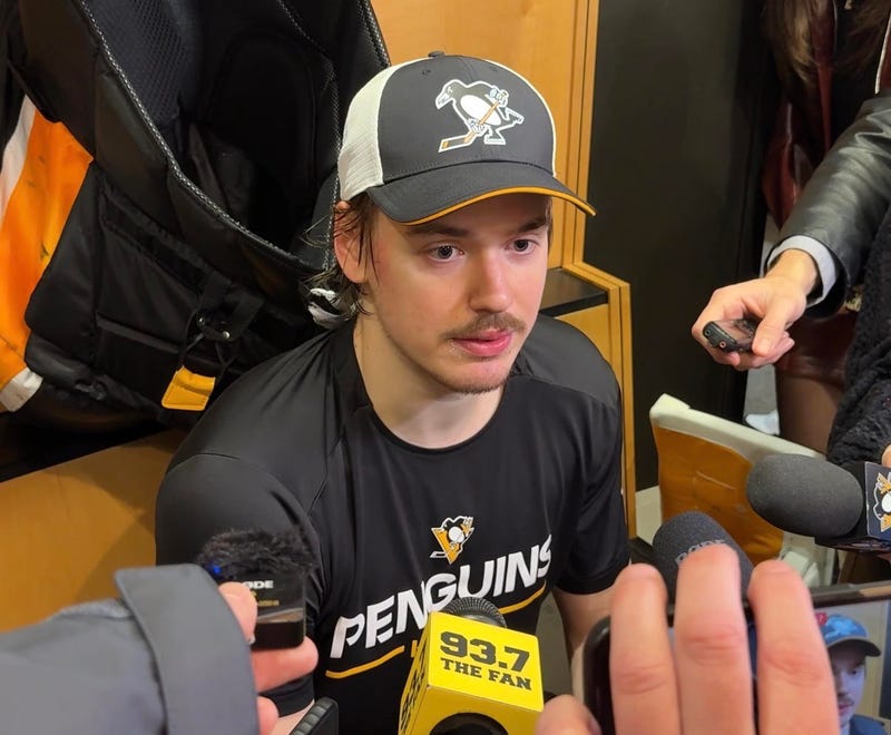 Arturs Silovs at locker