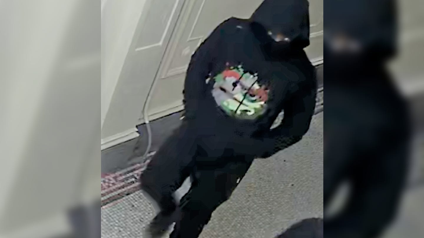 Woman is dragged, beaten by man who followed her onto Manhattan elevator