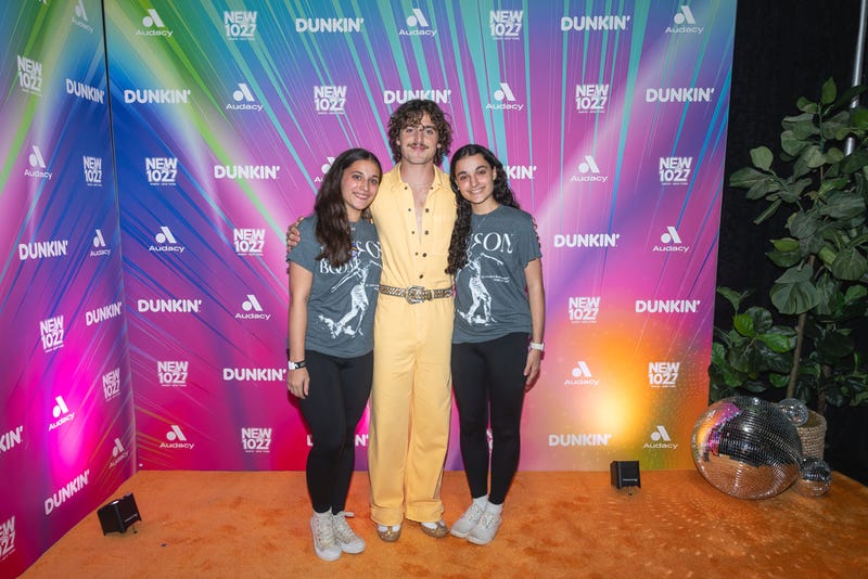 Benson Boone Meet & Greet