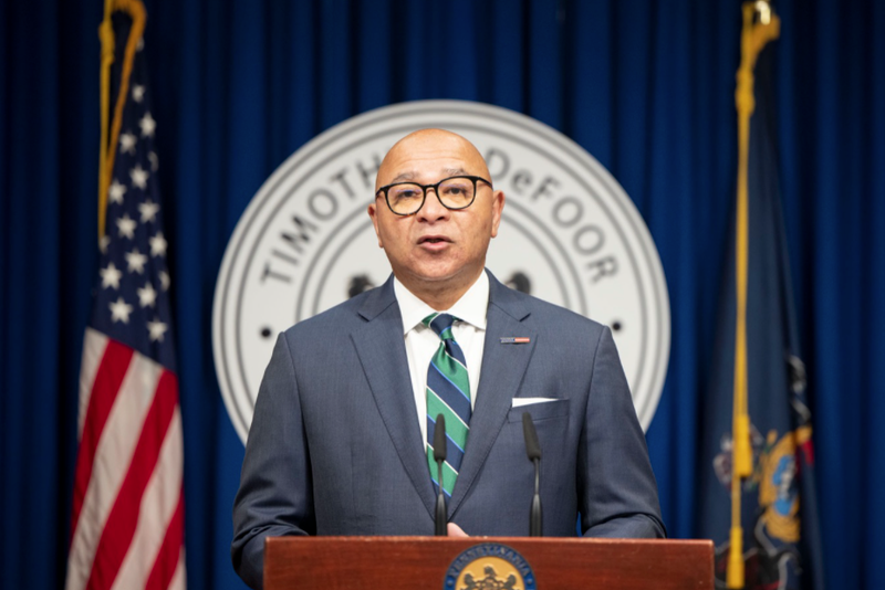 Auditor General Timothy DeFoor