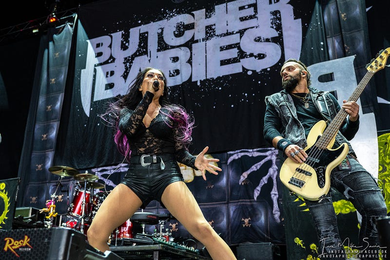 Butcher Babies - White River Amphitheatre - Auburn, WA 8.22.23