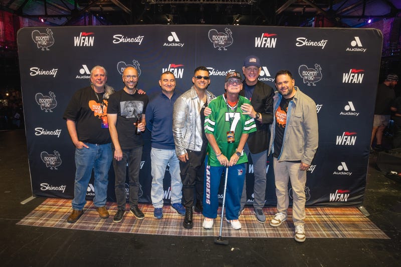 Boomer & Gio Live: We Give Thanks VIP Pic