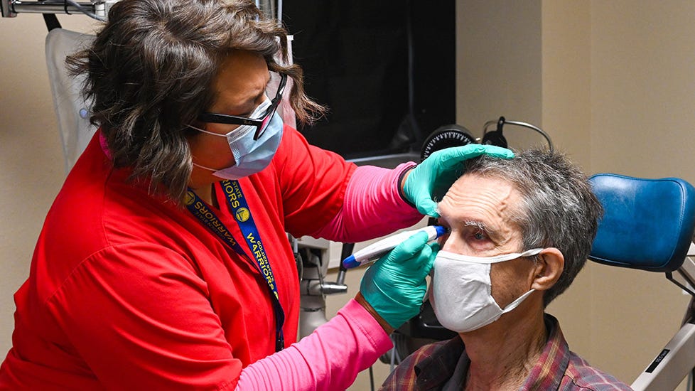 Blind veteran "sees," thanks to digital technology