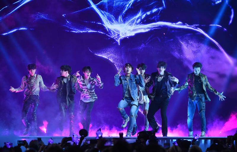 Jungkook, Jimin, V, Suga, Jin, j-hope of BTS perform