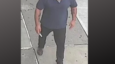 VIDEO: Suspect in Bronx stabbing walks down street with knife in hand