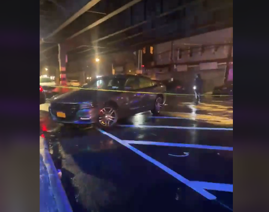 Man, 42, fatally shot in torso in the Bronx, gunman at large