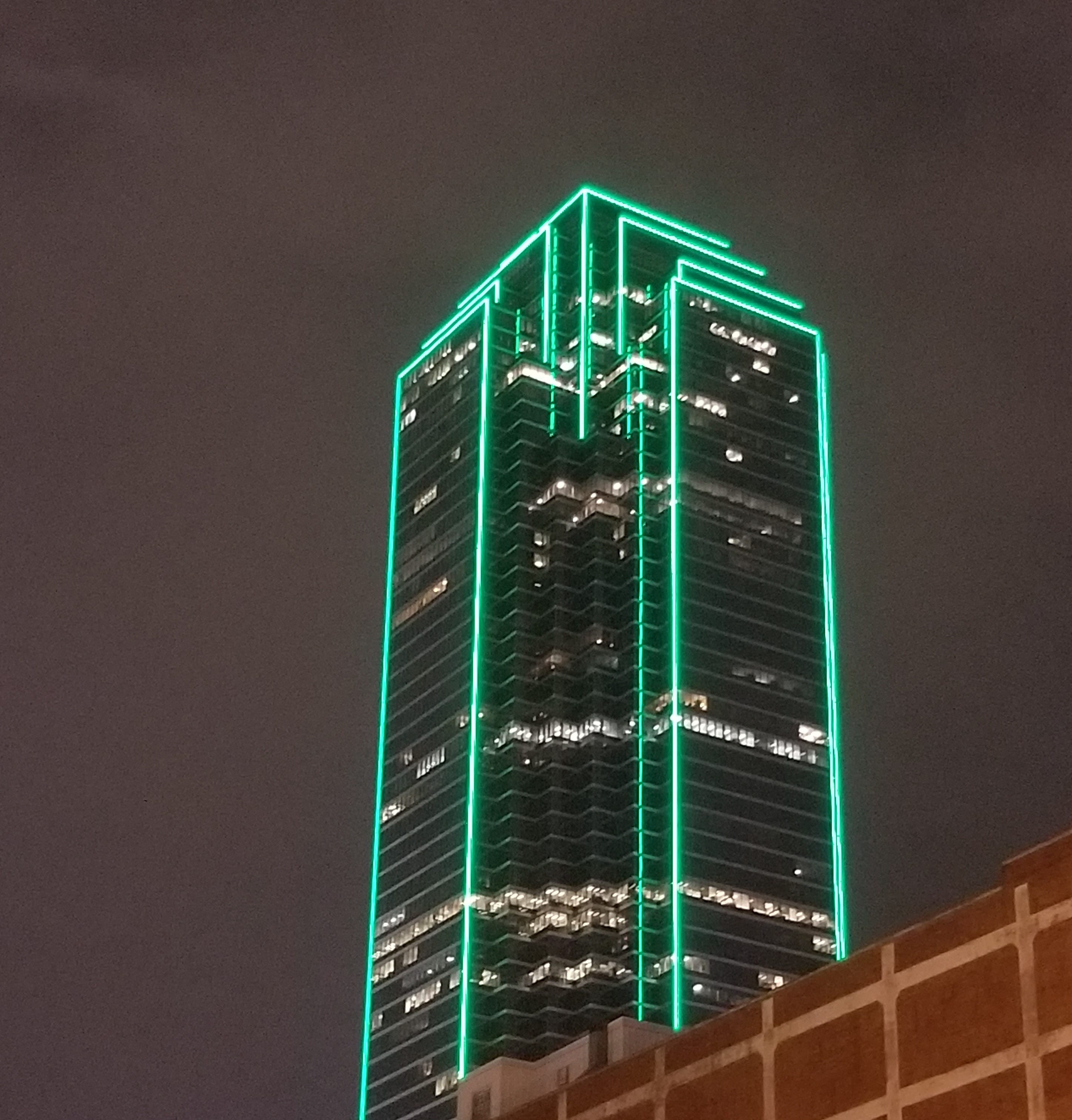 Dallas approves $103M plan to transform Bank of America Tower into hotel, retail destination