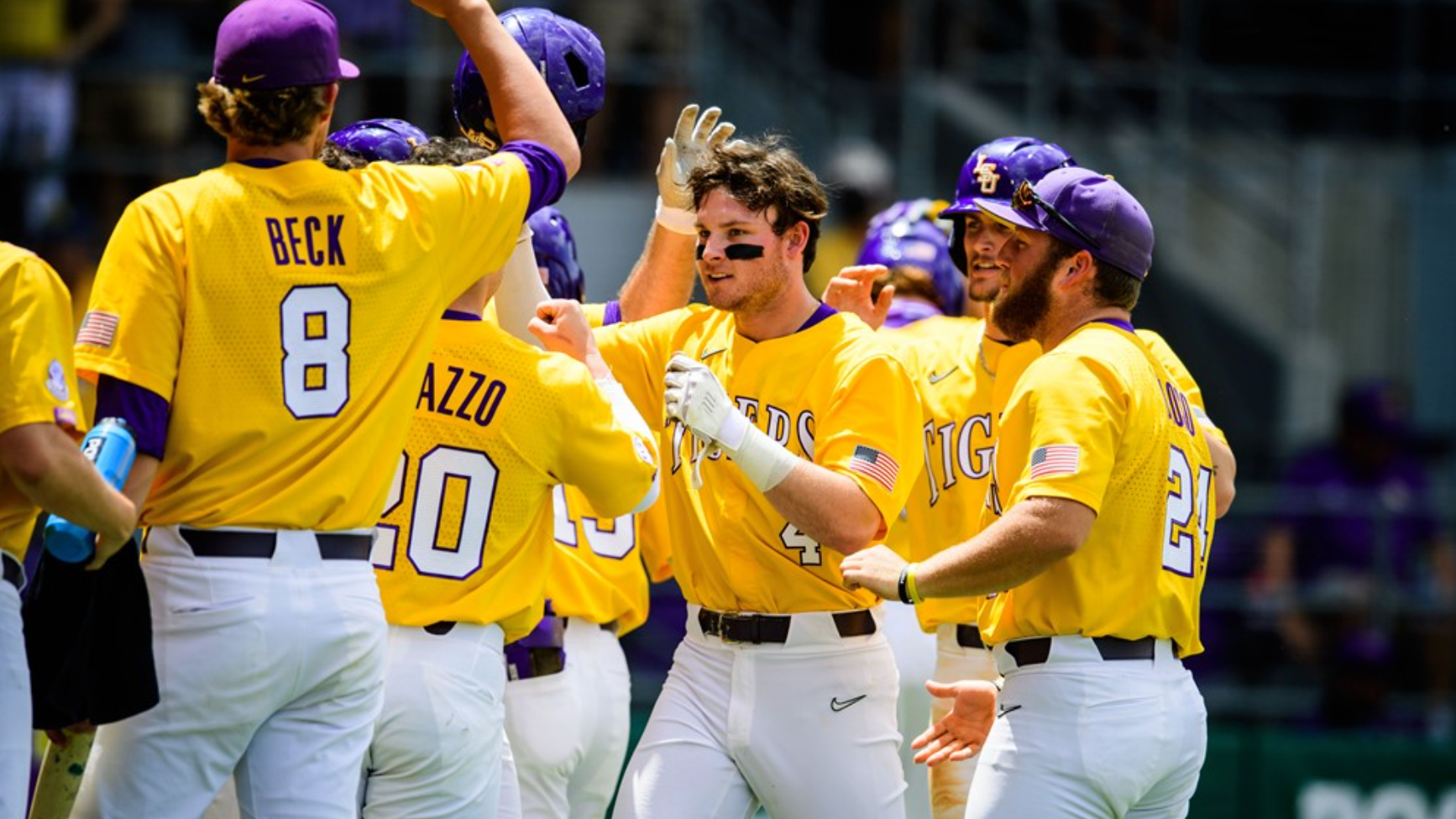 What Paul Mainieri, LSU players said after Tigers upset Oregon: 'You just won't let me retire'