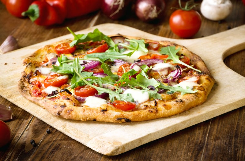 BeeWell_FootballPizza
