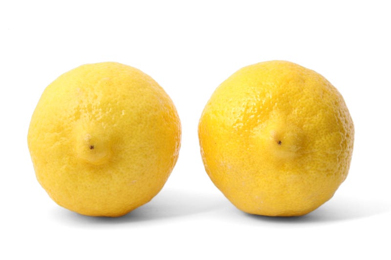 Two lemons, side by side