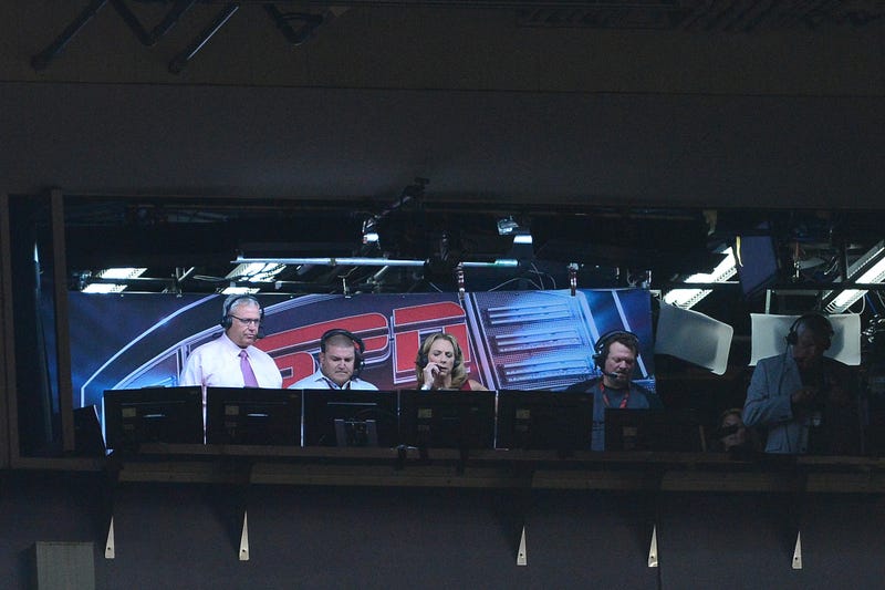 Beth Mowins