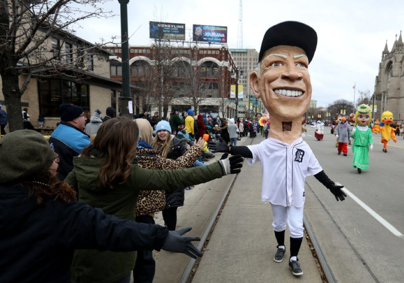 Big Heads in Thanksgiving Parade