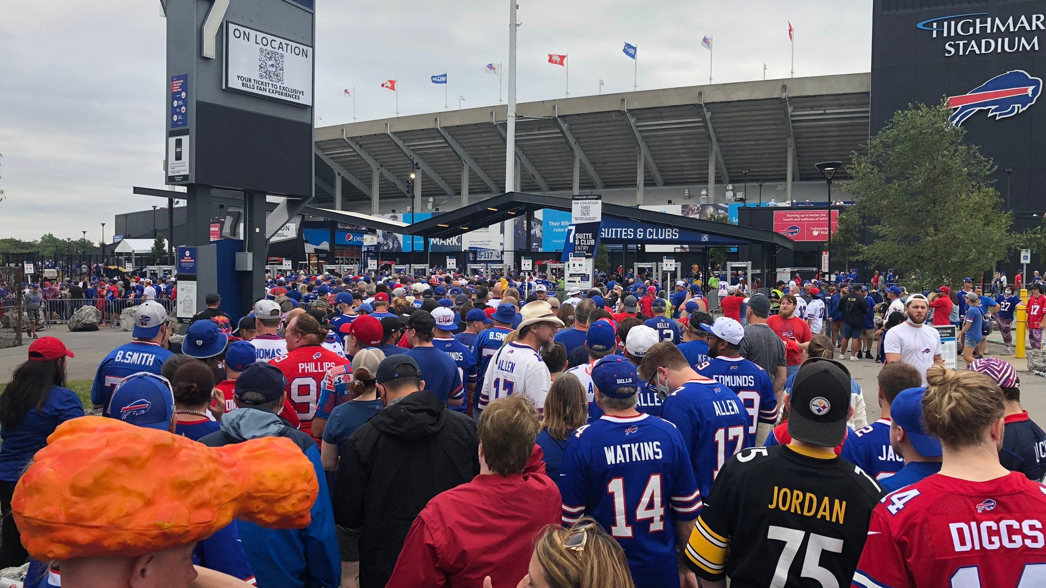 COVID-19 vaccine required for all future Bills/Sabres home games with no test-out option