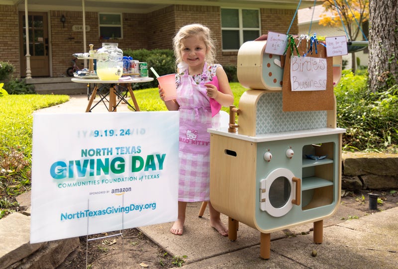 Birdie and her lemonade stand business