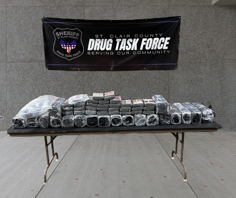 370 lbs. of cocaine seized near Blue Water Bridge