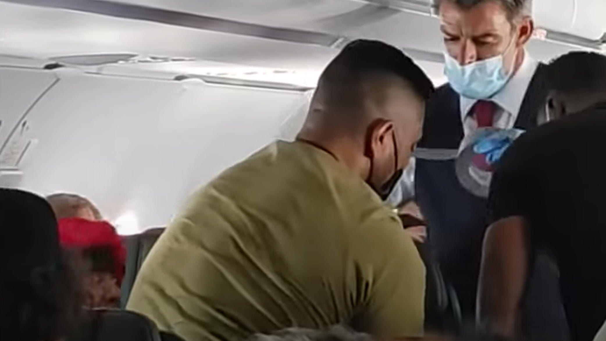 PHOTO: 13-year-old duct-taped to airline seat on LAX-bound flight after kicking window