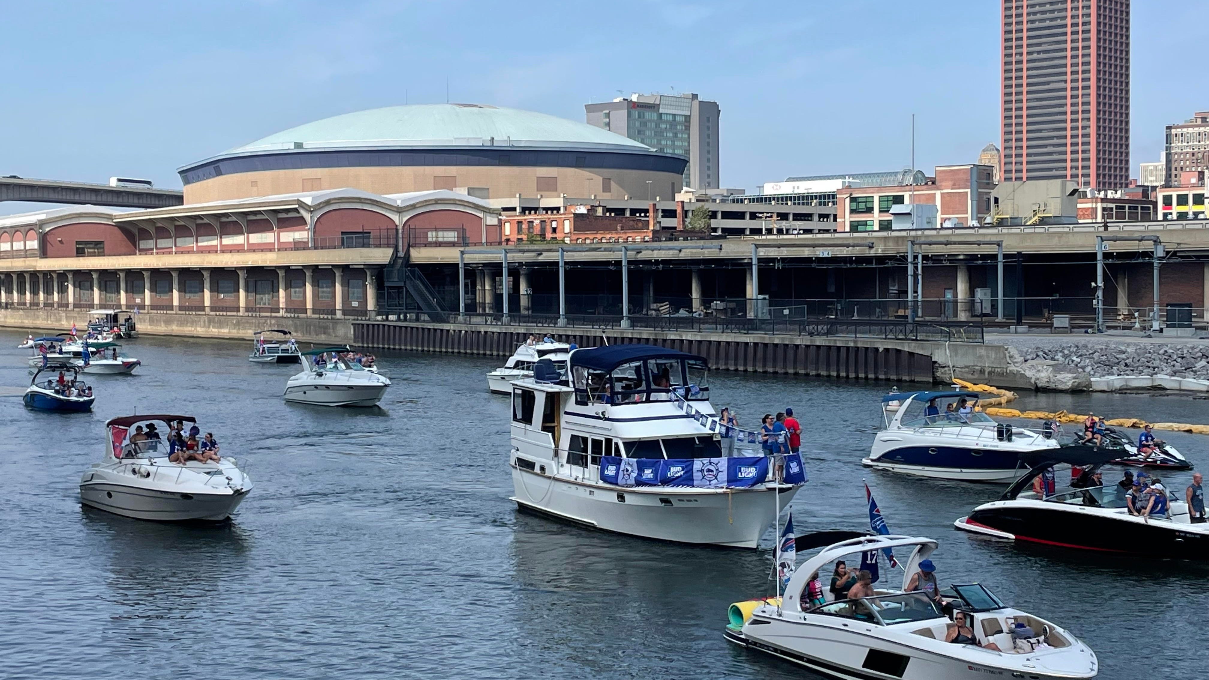 Bills Mafia loves a parade; a boat parade!