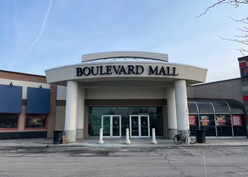 Boulevard Mall