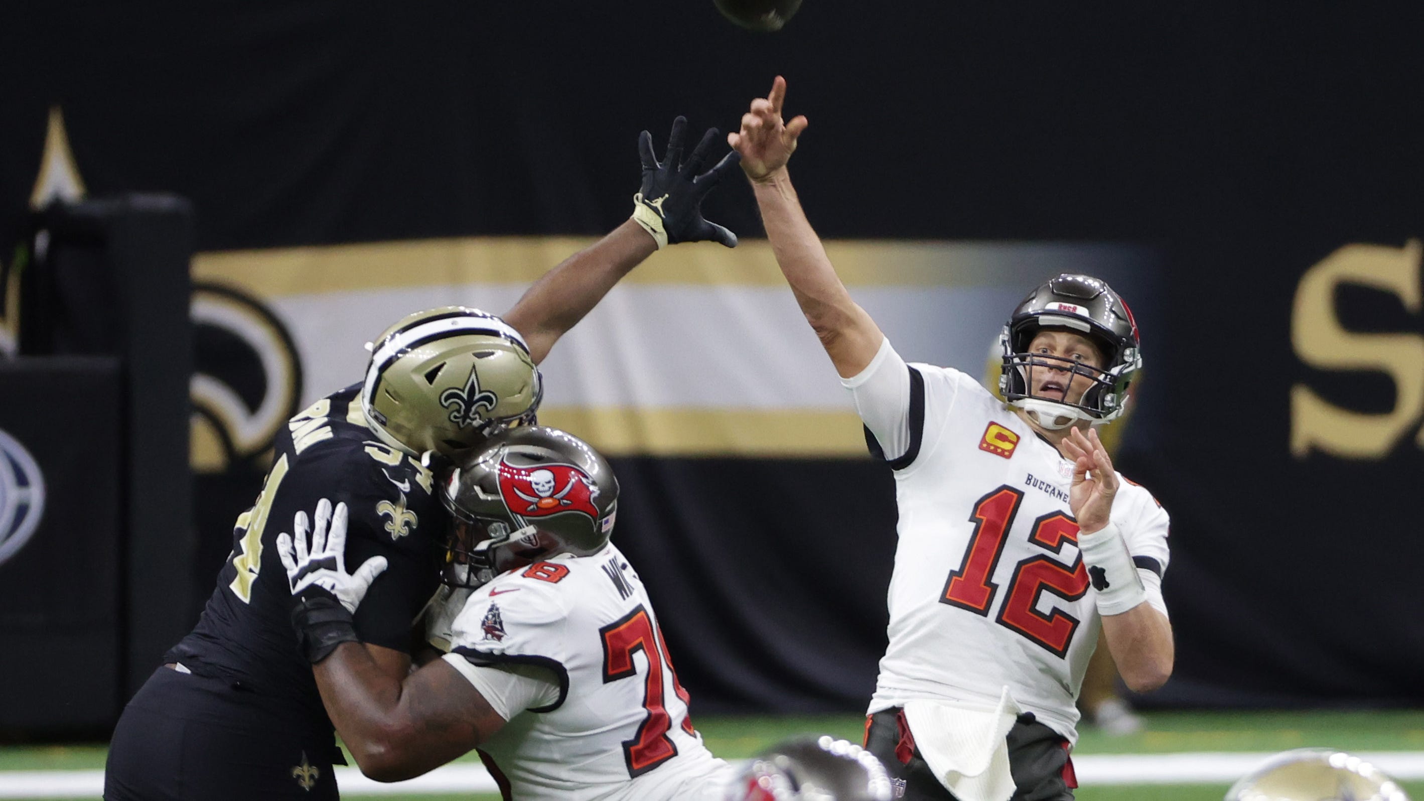 Tom Brady reacts to win over Saints, looks ahead to 14th conference championship game
