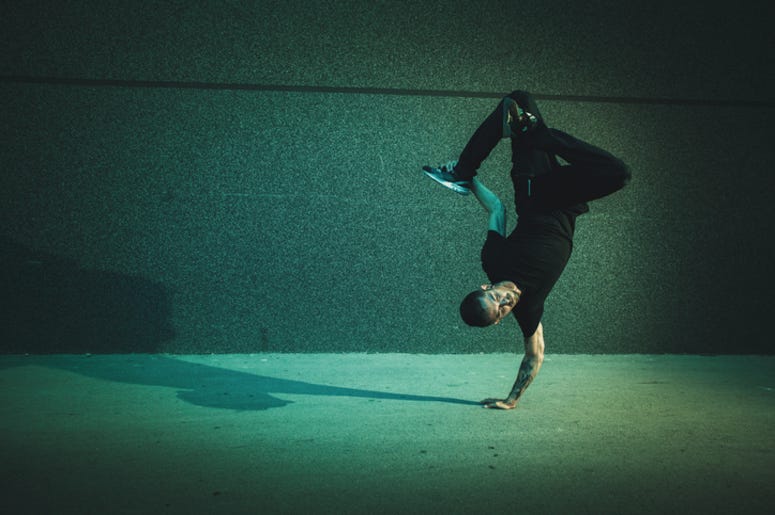 Breakdancing