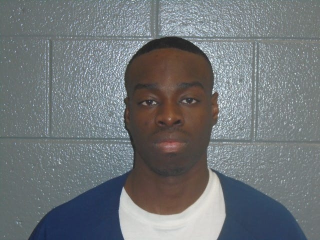 Brenitaze Moore