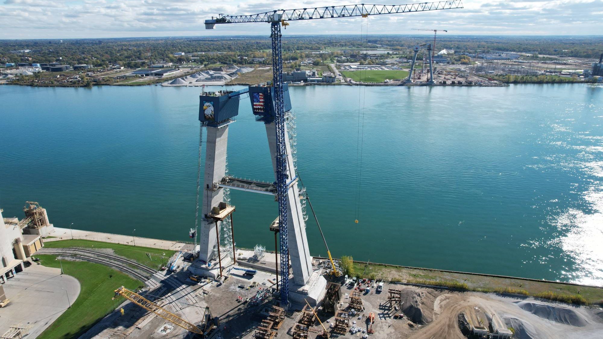 Major progress made on Gordie Howe International Bridge project [PHOTOS]
