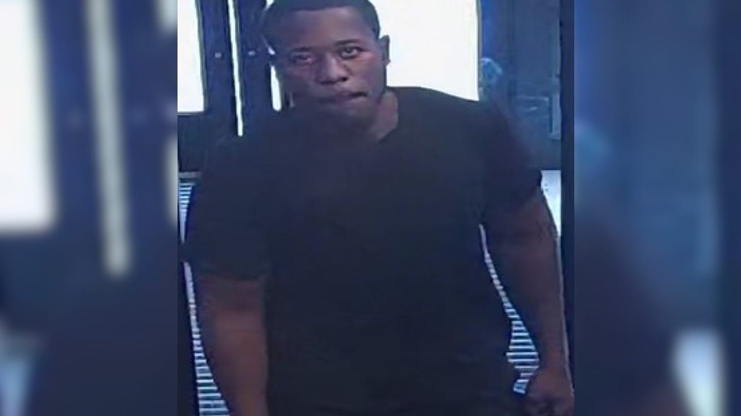 Man who raped teen he met online in the Bronx sought by NYPD