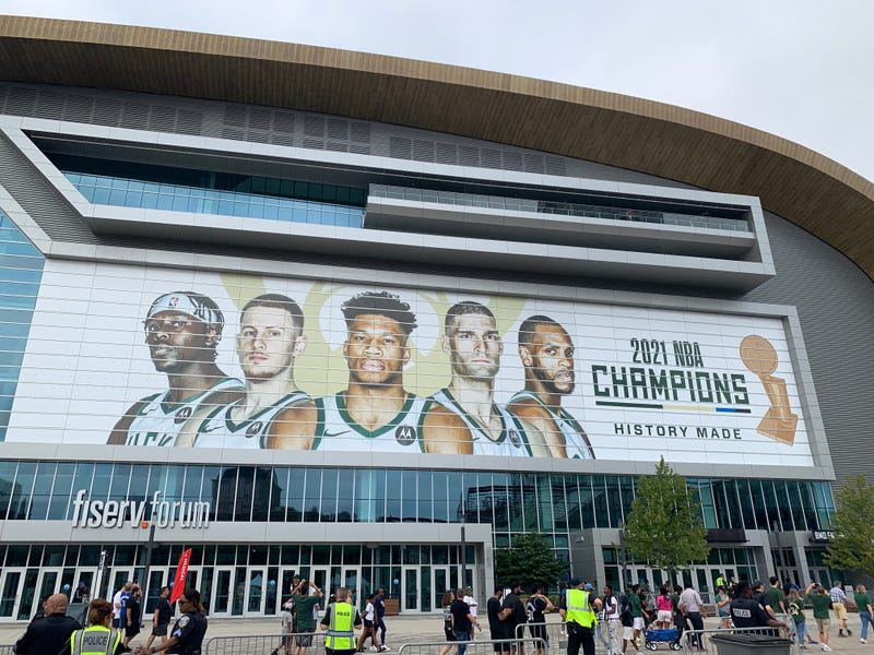 bucks banner