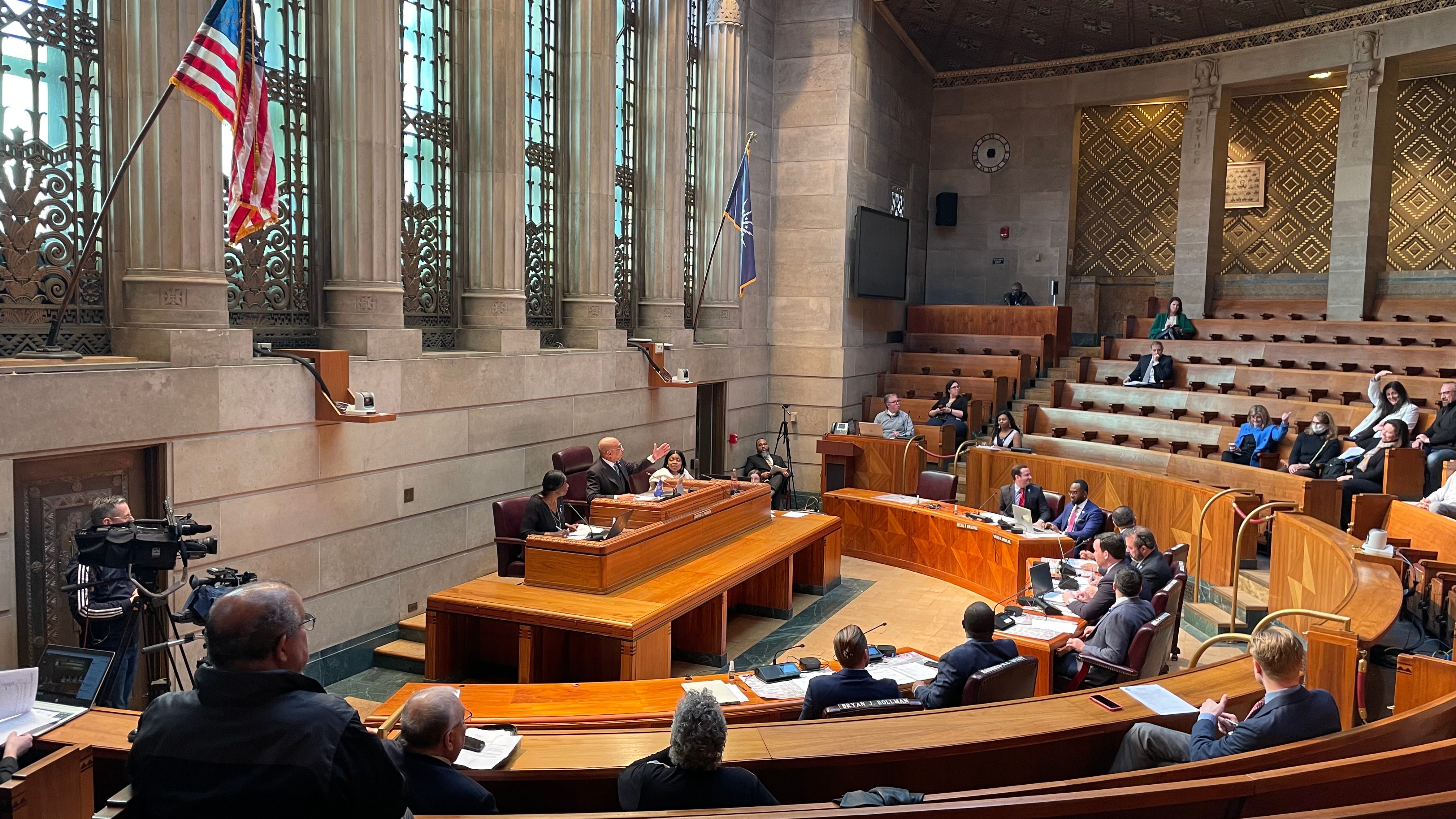 Amidst Braymiller discussion, Council advocates for equitable distribution of COVID relief funding for small businesses