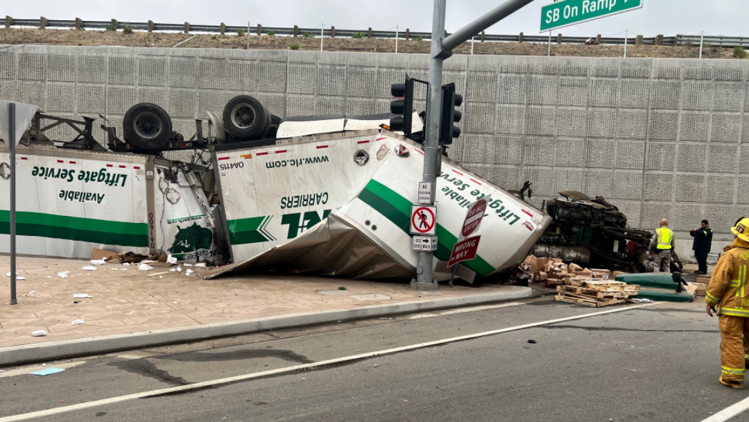 Semi-truck goes off 5 Freeway, driver injured