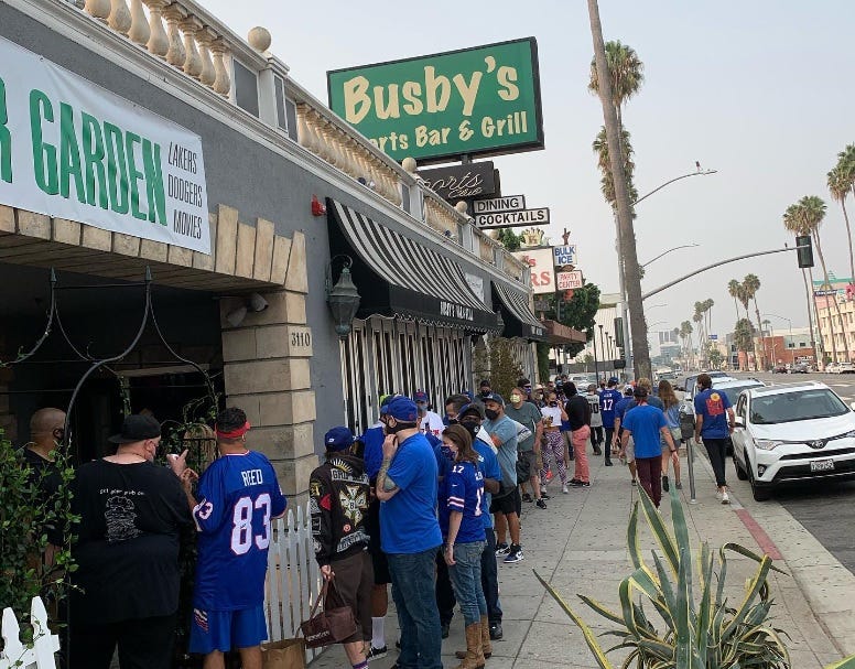 Busby's Sports Bar and Grill in Los Angeles