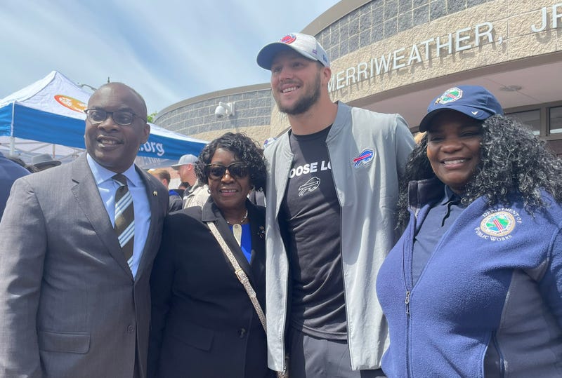 Byron Brown, Crystal Peoples-Stokes, Josh Allen and April Baskin