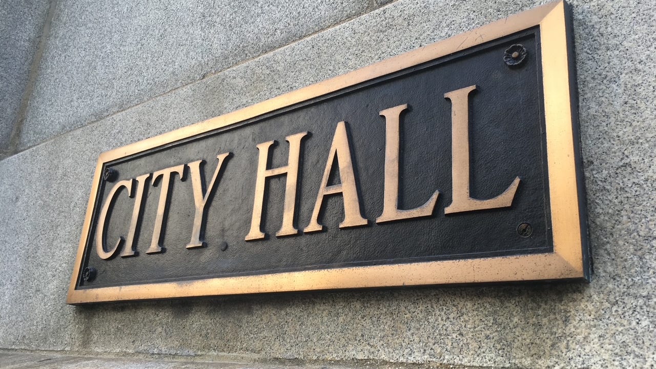 'Hid like cowards': Activists blast aldermen for failing to move on homeless measure