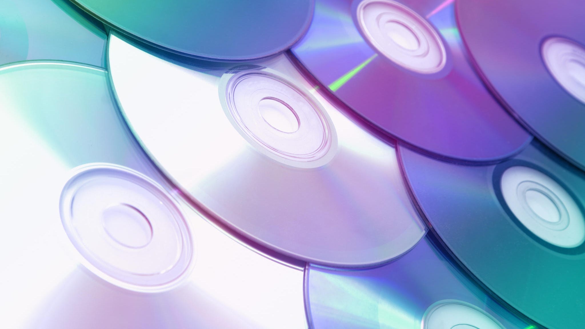 Best Buy Stops Selling CDs Nationwide