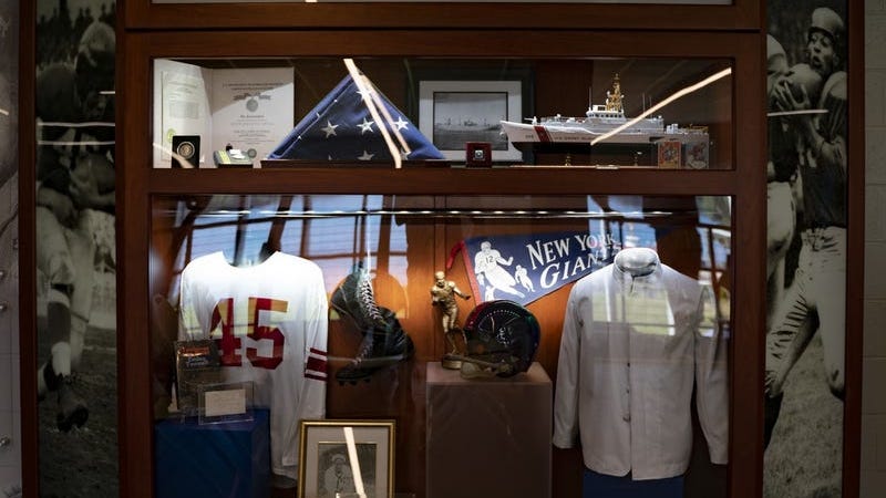 Coast Guard vet, first Black Football Hall of Fame inductee honored