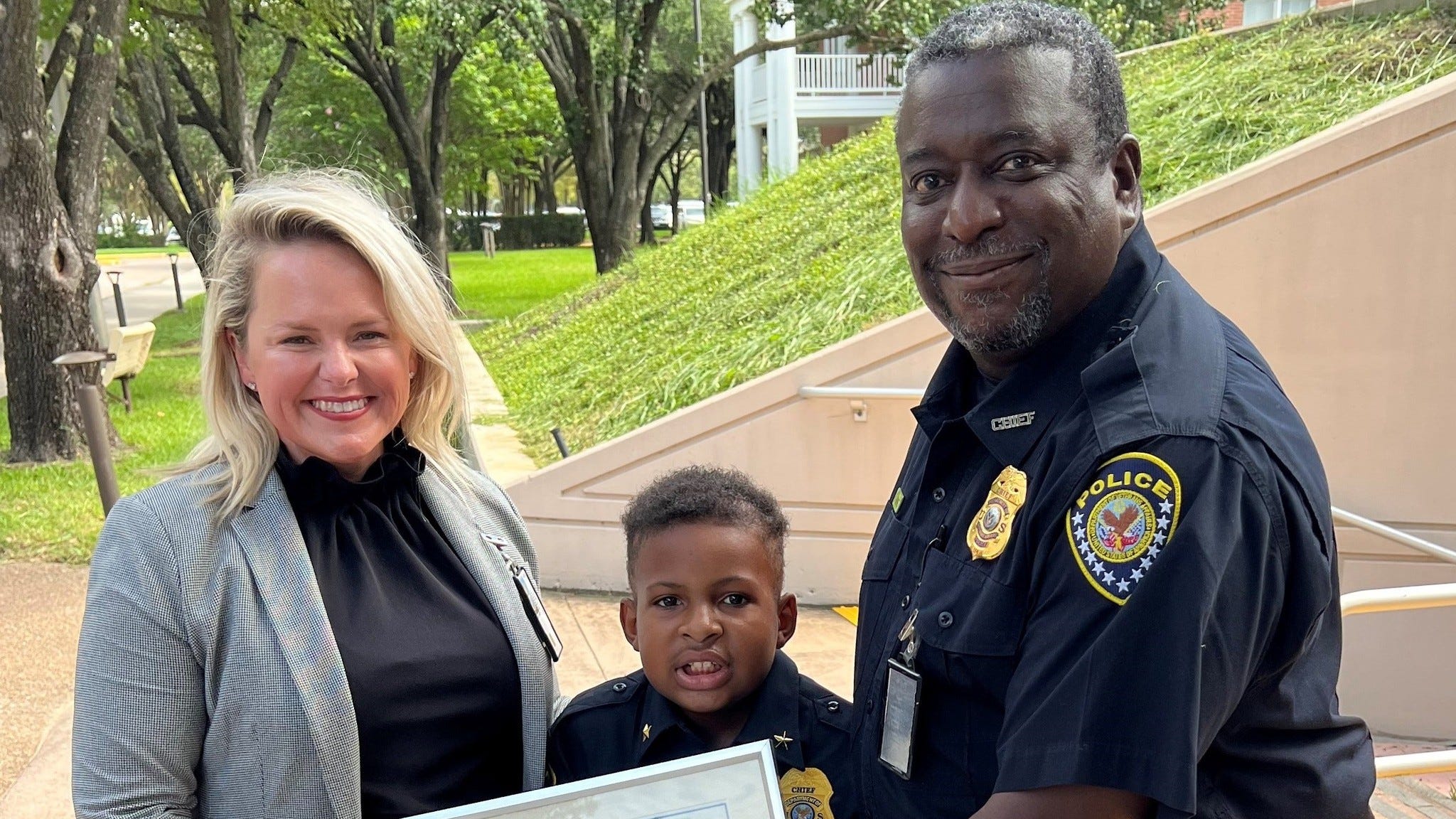 10-year-old with terminal brain, spinal cancer honored by Houston  VA police