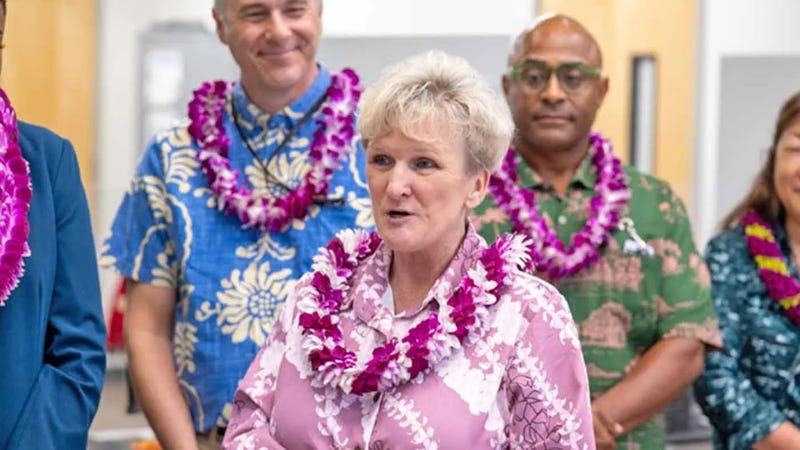 HAWAIICOVER