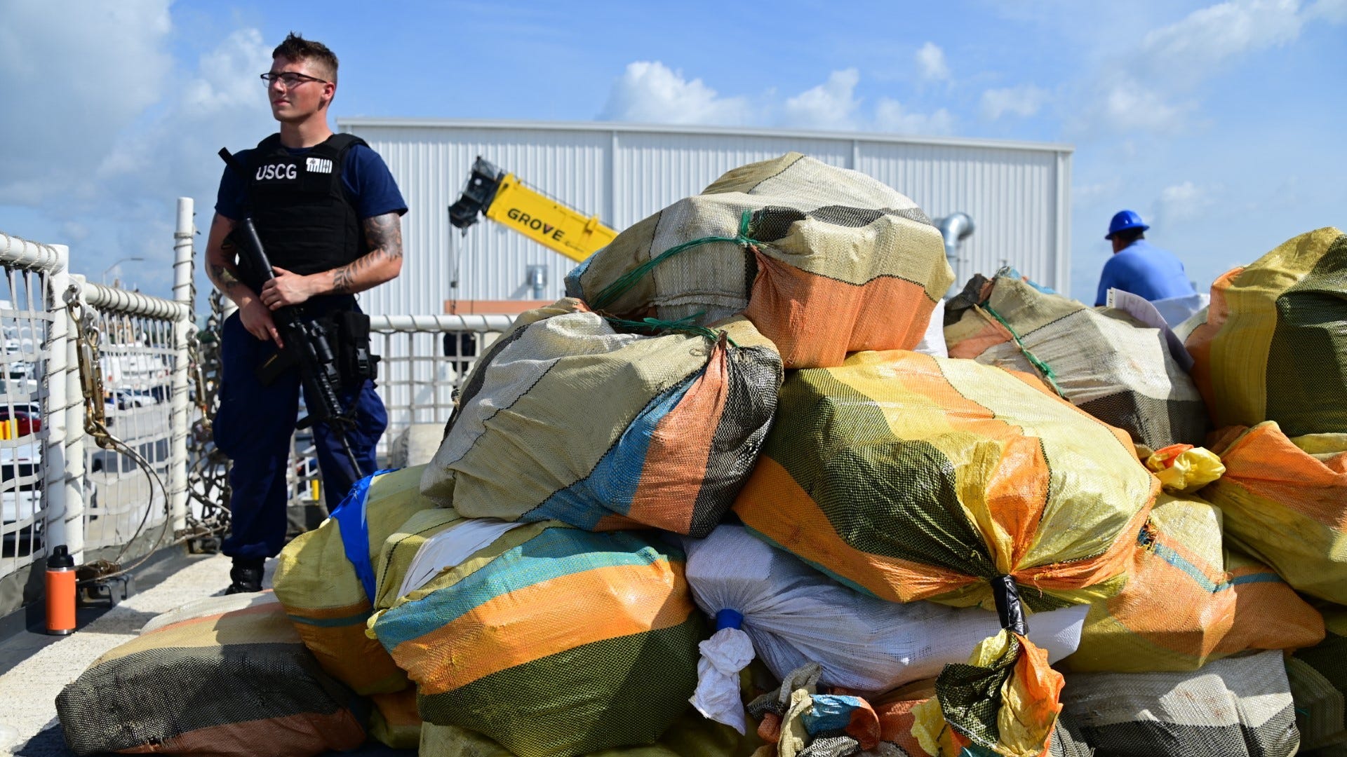 Coast Guard offloads $186 million of cocaine in Miami
