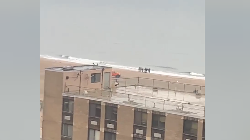 Man's body found floating off beach in Coney Island