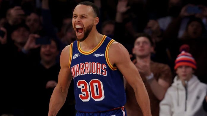 Steph Curry breaks Ray Allen's 3-point record at Madison Square Garden